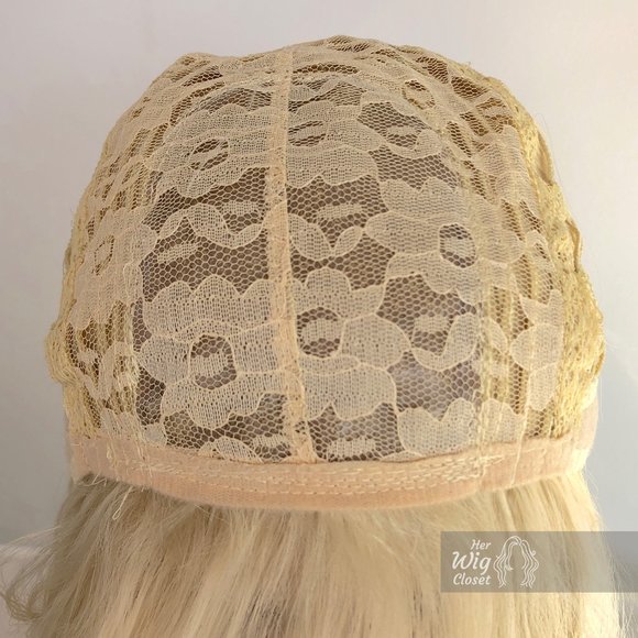 12" Atomic Blonde Wavy Wig with Bangs | Amanda - Picture 9 of 10